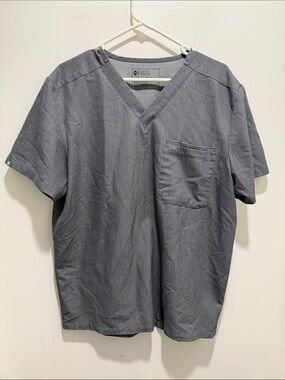 FIGS Leon Three-Pocket Scrub Top Gray Men’s Large Technical Collection
